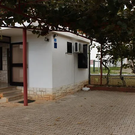 Appartement With A Parking Space Zambratija, Umag - 7059 Zambratija (Istria)